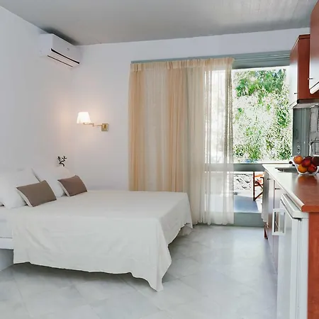 Alkithea Aparthotel