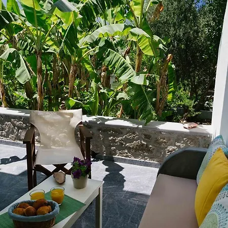 Alkithea 3* Adamantas (Milos)