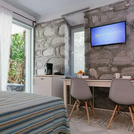 Aparthotel Alkithea